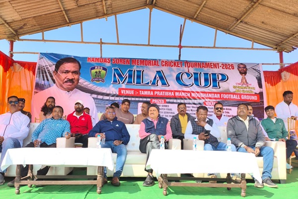 Ghatsila : रामदास एमएलए कप क्रिकेट टूर्नामेंट का शानदार उद्घाटन