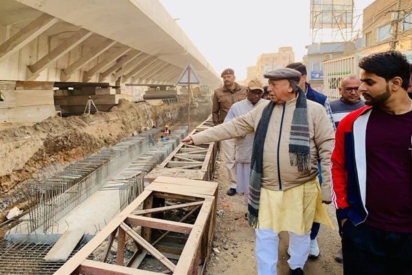 Jamshedpur : मानगो फ्लाइओवर के नीचे बने नाले की गहराई और चौड़ाई बढ़ाई जाएगी