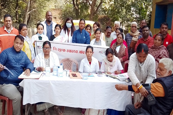 Jamshedpur : राहरगोड़ा में न्युवोको के निःशुल्क हेल्थ चेक-अप कैंप में 150 ग्रामीणों ने लिया लाभ