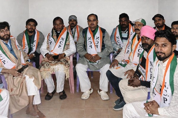 Jamshedpur : मानगो में एनसीपी की बैठक, पेशा कानून और जनजातीय अधिकारों पर हुआ मंथन