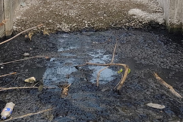 Jamshedpur : सरयू राय की अनुशंसा पर बर्मा माइन्स कोयला टाल बस्ती में बड़े नाले का निर्माण कार्य शुरू