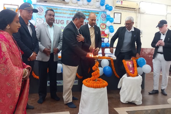 Jamshedpur : नशा अपराधों की जननी है – प्रधान जिला जज