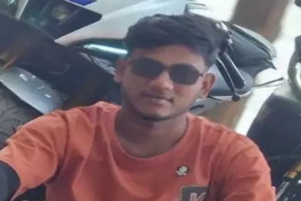 Seraikela : कालाडूंगरी के पास दर्दनाक सड़क हादसा, युवक की मौके पर मौत