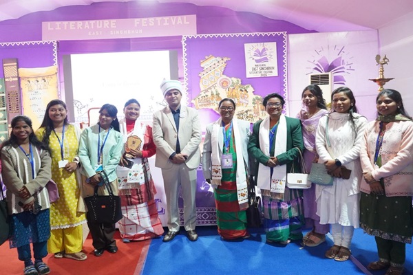 Jamshedpur : जमशेदपुर में पहली बार गोपाल मैदान में साहित्य उत्सव का आयोजन