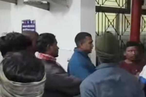 Jamshedpur : स्कूल वैन चालक ने पांच वर्षीय मासूम बच्ची के साथ किया दुष्कर्म