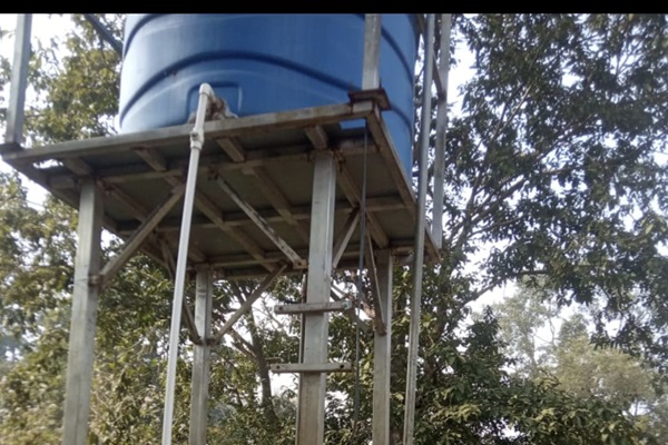 Gua : अंकुआ टोले में सोलर जलमीनार का टाइमर चोरी, ग्रामीण परेशान