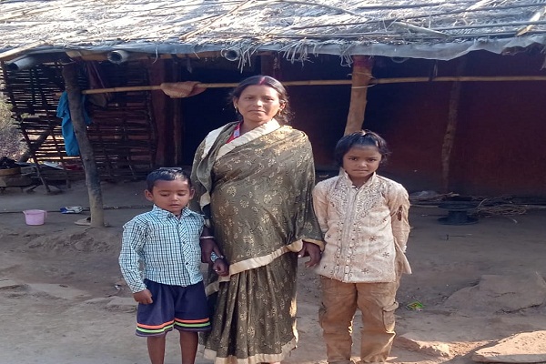 Muri: हाथियों के उत्पात से डरी-सहमी रहती है लक्ष्मी मांझी, तीन वर्ष बाद भी नहीं मिली आर्थिक मदद