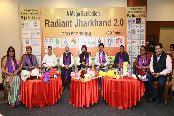 Jamshedpur : तीन दिवसीय ‘रेडियंट झारखंड 2.0’ मेगा प्रदर्शनी का समापन, 10 हजार से ज्यादा लोग हुए लाभांवित