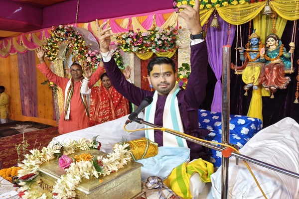 Potka : बचपन से भक्ति का अभ्यास कराना हर माता-पिता का कर्तव्य – गोविंद दास शास्त्री