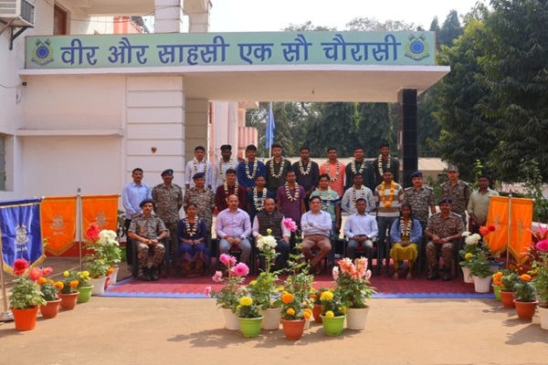 Jhargram : झाड़ग्राम में सीआरपीएफ का “मिशन कामियाब” बना बदलाव की मिसाल, 20 युवाओं को मिली सरकारी नौकरी