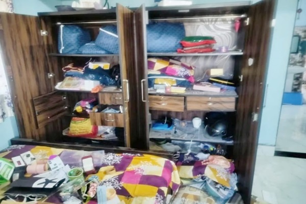 Jamshedpur : परसुडीह में बंद घर से लाखों की चोरी, बढ़ते अपराध से सहमे लोग