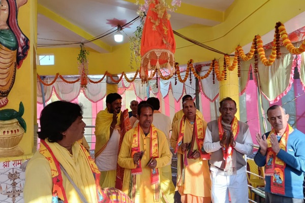 Potka : पोटका में दो दिवसीय अखंड हरिनाम संकीर्तन का शुभारंभ