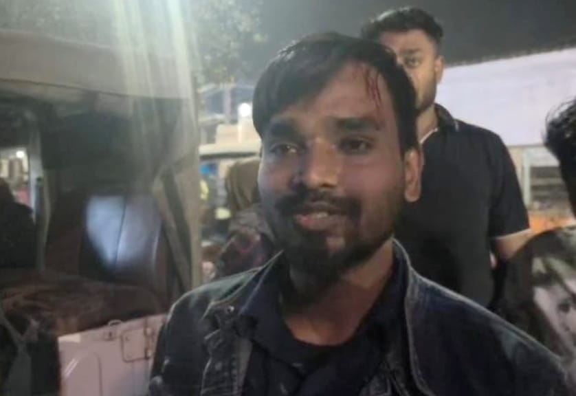 Jamshedpur : उलीडीह में युवक पर धारदार हथियार से हमला, घात लगाए कार सवार युवकों ने दिया घटना को अंजाम