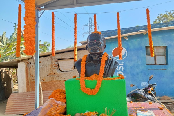 Jadugoda : जादूगोड़ा में झारखंड आंदोलनकारी जोहेन दास बास्के की चौथी पुण्यतिथि पर श्रद्धांजलि