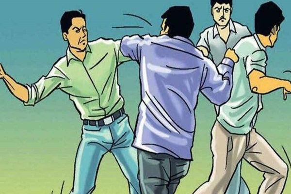 Jamshedpur : भुइयांडीह में दो पक्षों के बीच मारपीट, थाने में दर्ज हुआ काउंटर केस