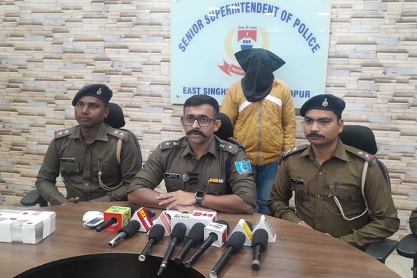 Galudih : तारापद महतो हत्याकांड में मुख्य आरोपी गिरफ्तार, हथियार व बाइक बरामद