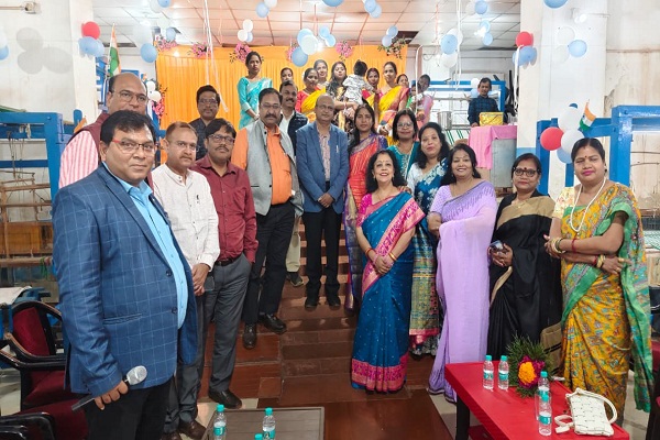 Gua : बापू के सपनों का हस्तकरघा आज भी जीवित: सीजीएम चंद्रभूषण कुमार