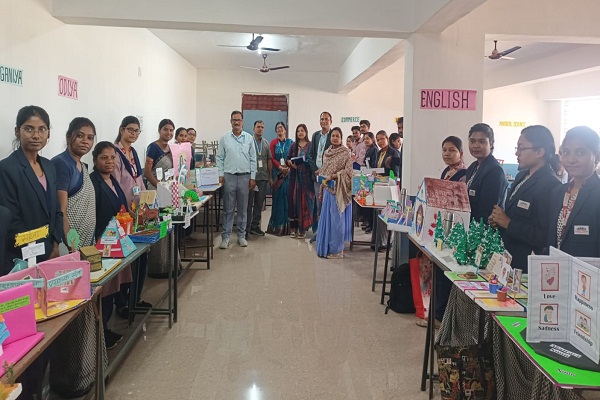 Potka रंभा कॉलेज ऑफ एजुकेशन में शिक्षण अधिगम सामग्री की प्रदर्शनी आयोजित