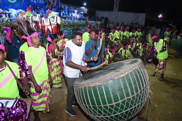 Potka : नान्दुप मागे पर्व पर खेलकूद व सांस्कृतिक कार्यक्रम का हुआ आयोजन, विधायक संजीव सरदार रहे मुख्य अतिथि