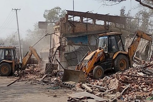 Jamshedpur :टाटानगर स्टेशन के इर्द-गिर्द से होली के बाद हटेगा अतिक्रमण, रीडेवलपमेंट परियोजना को मिलेगी गति