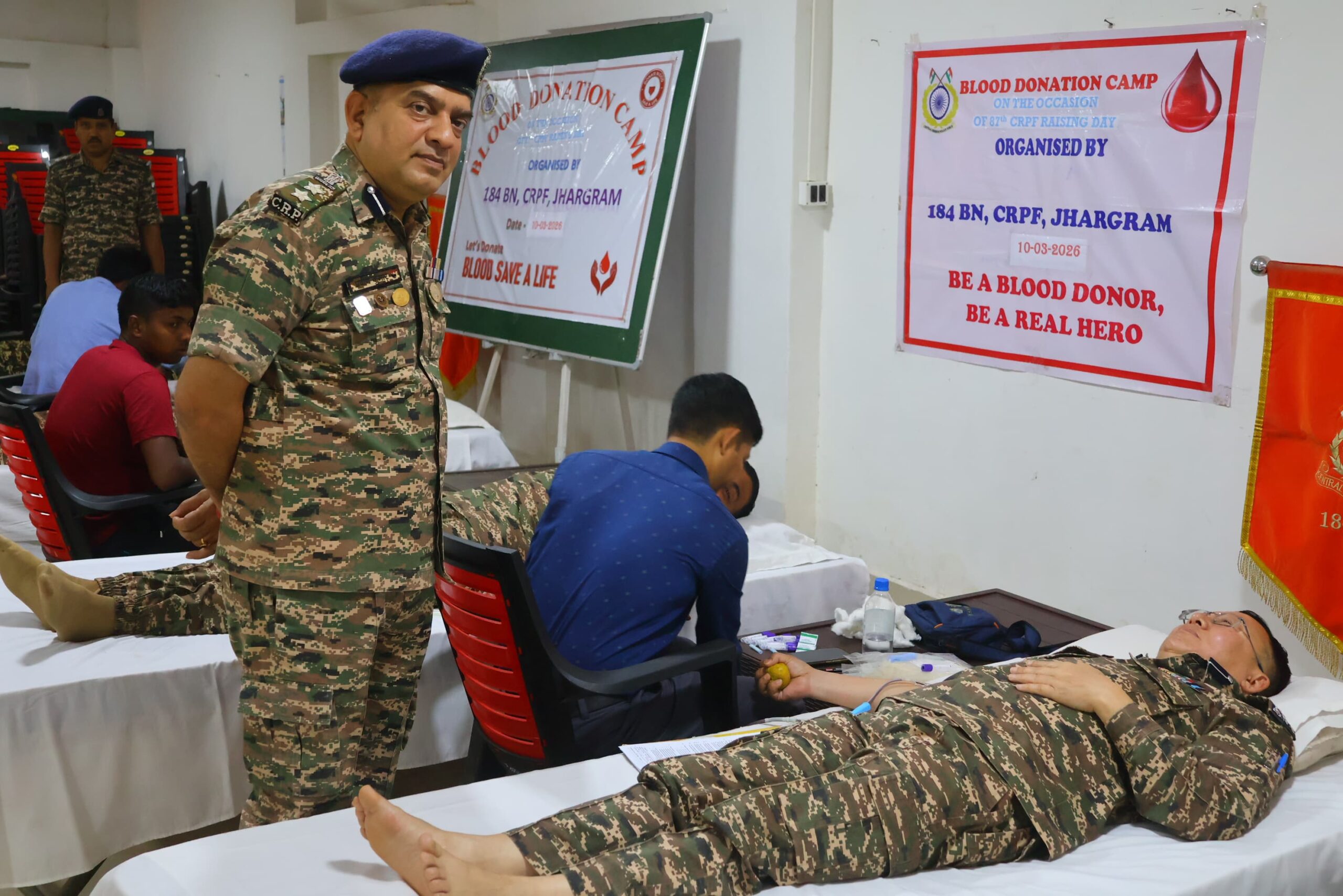 Jhargram : CRPF की ओर से स्वास्थ्य जांच सह रक्तदान शिविर का आयोजन, 15 ने किया रक्तदान 