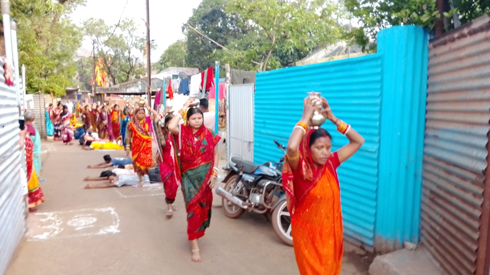 Gua : गुवा के विभिन्न क्षेत्रों में मां मंगला की हुई पूजा-अर्चना, मांगी सुख-समृद्धि