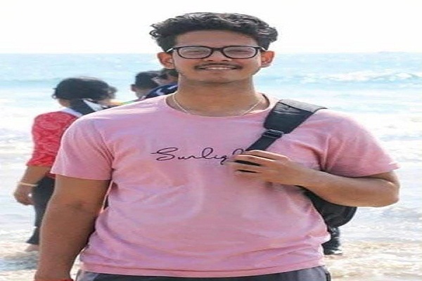 Baharagora : पुरी के समुद्र में डूबा बीटेक छात्र, तीन दिन बाद कोणार्क के पास मिला अनिमेष का शव