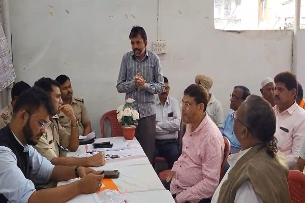 Jamshedpur : मानगो थाना शांति समिति की बैठक में उठा नशाखोरी का मुद्दा, रोक लगाने की मांग