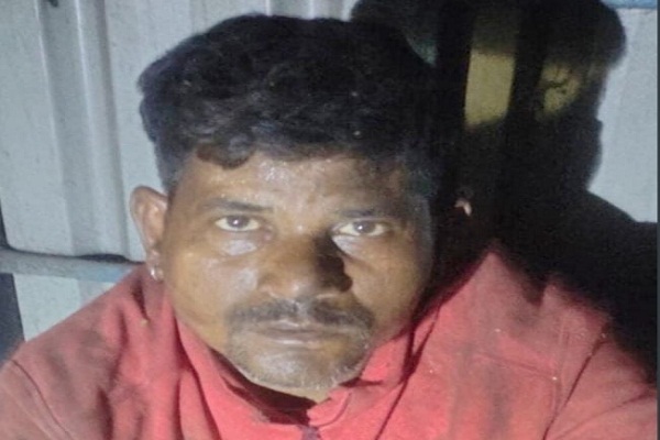 Jamshedpur : TATA STEEL में चोरी करने घुसा जुगसलाई का युवक 35 किलोग्राम इंसुलेटेड कॉपर केबल के साथ धराया, सुरक्षाकर्मियों ने पुलिस को सौंपा