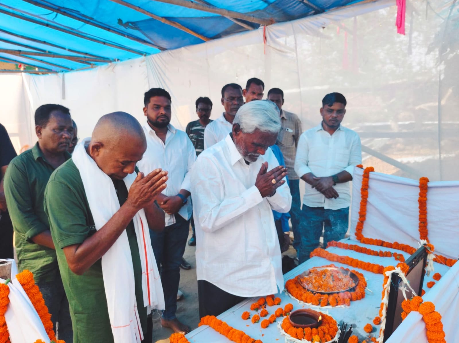 Potka : पूर्व मुख्यमंत्री चंपई सोरेन ने रिनती बेसरा को दी श्रद्धांजलि