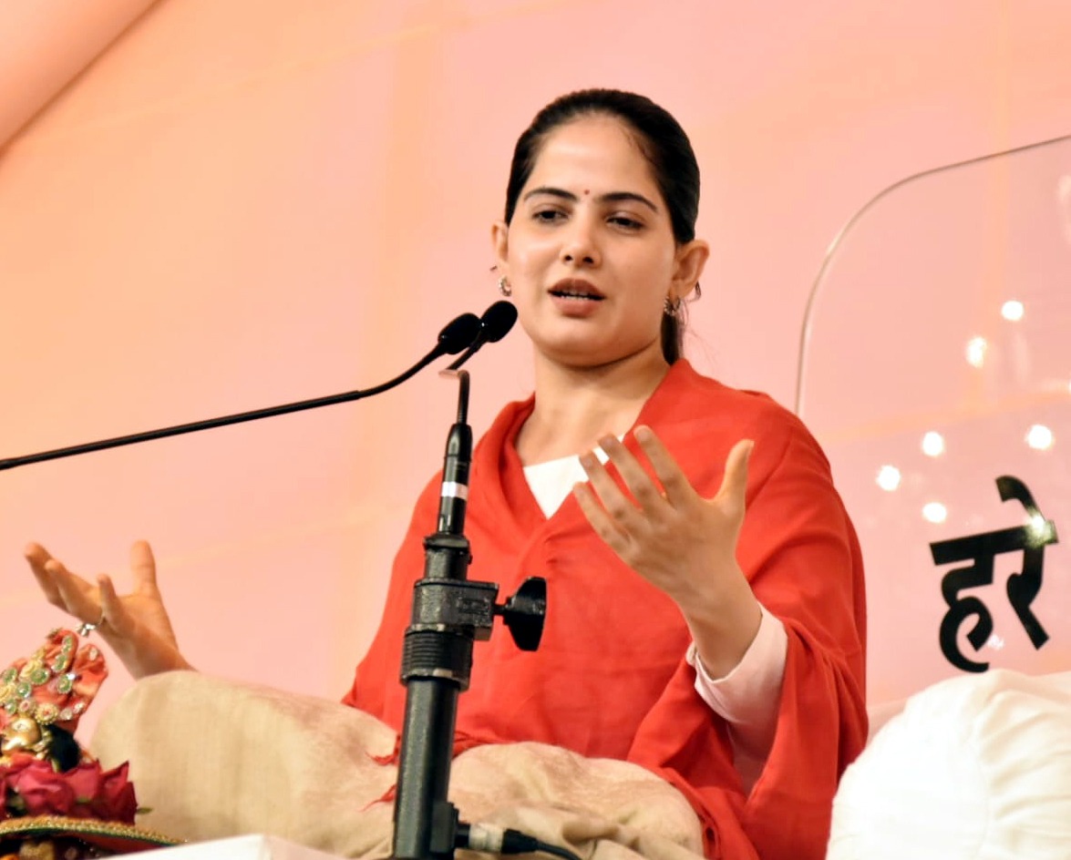 Jamshedpur : बेटी के प्रति पिता के निस्वार्थ प्रेम और ईश्वर पर पूर्ण समर्पण के प्रसंग ने श्रद्धालुओं को किया भावविभोर