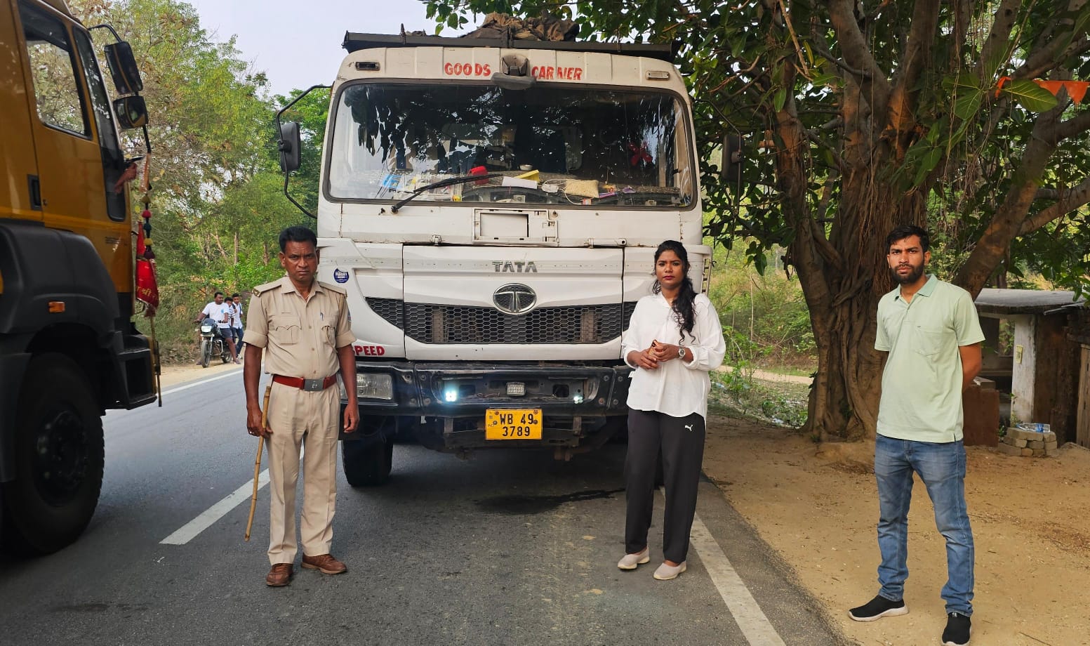 Potka : बिना चालान गिट्टी लदा हाईवा जब्त, चालक फरार, पोटका थाना में मामला दर्ज