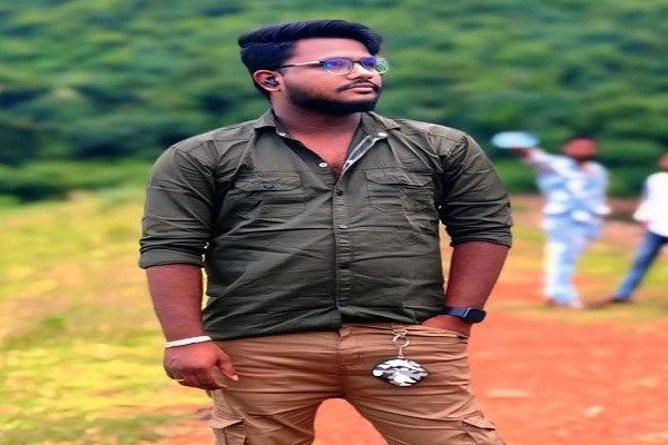 Bahragora : बहन की डोली उठने से पहले भाई ने खुद को लगा लिया मौत के गले, आर्थिक तंगी बनी वजह