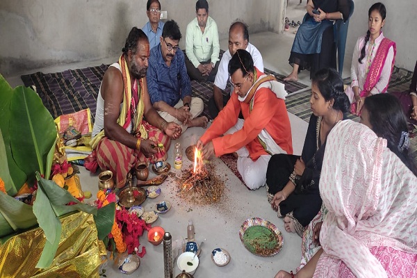 Potka : पोइला वैशाख पर तारा पब्लिक स्कूल में नये भवन का शुभारंभ, वैदिक मंत्रोच्चार से हुआ आयोजन