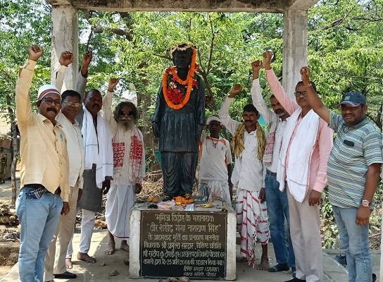 Potka : खड़ियासाईं में वीर गंगा नारायण सिंह की 236वीं जयंती मनाई गई, शौर्य-बलिदान को किया याद
