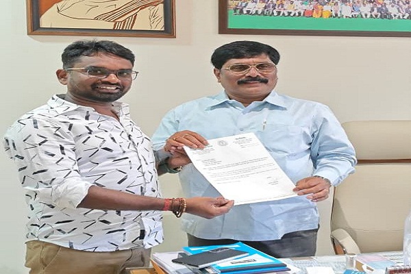 Jamshedpur : बागबेड़ा ग्रामीण जलापूर्ति को लेकर विधायक संजीव सरदार ने मंत्री से की मुलाकात, बोले – जल्द शुरू होगी जलापूर्ति