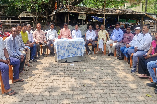 Jamshedpur : आरटीआई कार्यकर्ता संघ की बैठक में सूचना आयुक्त की नियुक्ति में राजनीतिक दखलअंदाजी की आलोचना, राज्यपाल से शिकायत का निर्णय