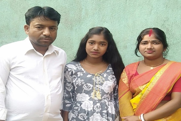 Potka : प्रोजेक्ट गर्ल्स प्लस टू हाई स्कूल का 100% रिजल्ट, स्वीटी मंडल बनी टॉपर