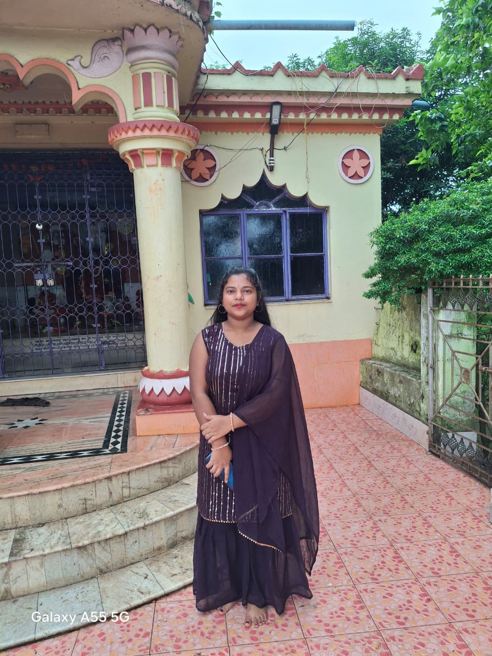 Jhargram : आंधी बारिश में ढहा मिट्टी का घर, दबने से छात्रा की मौत, पिता हैं पक्षाघात के मरीज