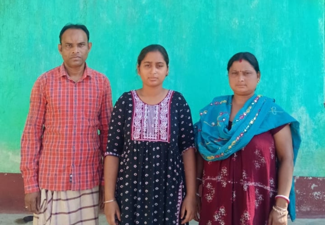 Potka : कॉमर्स में पोटका की दो छात्राओं का कमाल, जिले के टॉप-10 में बनाई जगह