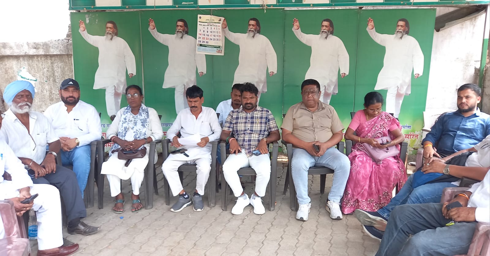Jamshedpur : देश में बढ़ती महंगाई के विरोध में केन्द्र सरकार के विरुद्ध डीसी ऑफिस पर झामुमो का धरना प्रदर्शन 7 को ।