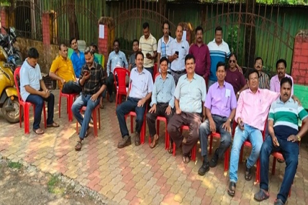 Gua : एनएमडीसी उपभोक्ता भंडार सहकारी समिति चुनाव में दिखा उत्साह, निदेशक एवं कार्यकारिणी सदस्य पद के लिए पांच प्रत्याशी हैं मैदान में
