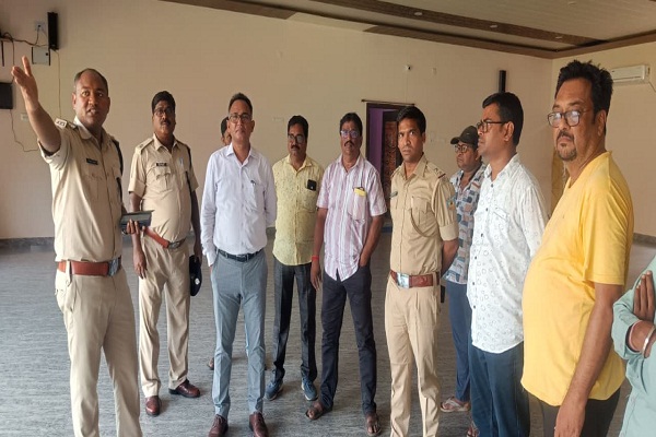 Bahragora : प्रतिभा सम्मान समारोह’ को लेकर तैयारियां तेज, राज्यपाल संतोष गंगवार होंगे मुख्य अतिथि