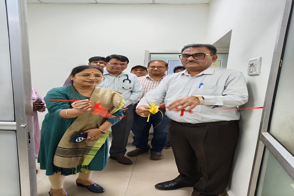 Gua : किरीबुरू-मेघाहातुबुरु जनरल अस्पताल में जन्म एवं मृत्यु प्रमाण पत्र जारी करने की सुविधा का विधिवत उद्घाटन
