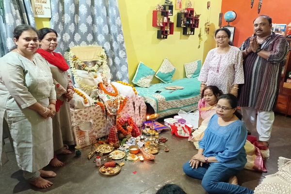 Gua : गुवा के विवेक नगर में श्रद्धापूर्वक हुई बाबा लोकनाथ की पूजा, महाभोग का हुआ वितरण