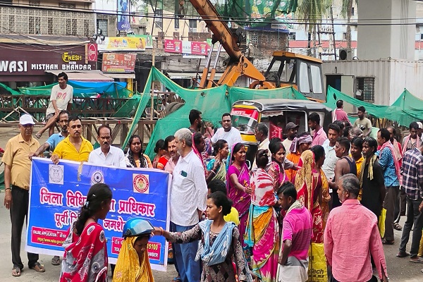 Jamshedpur : अंतर्राष्ट्रीय मादक द्रव्य दुरुपयोग एवं अवैध तस्करी विरोधी दिवस पर असंगठित मजदूरों को किया जागरूक