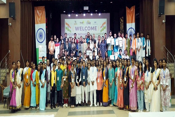 Jamshedpur : यंग इंडियंस पार्लियामेंट 2026 ने युवाओं में लोकतांत्रिक नेतृत्व की भावना को किया प्रोत्साहित, 12 स्कूल के विद्यार्थियों ने लिया भाग, 15 प्रतिभागी हुए सम्मानित
