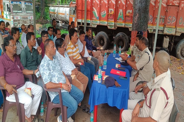 Bahragora : आगामी रथ यात्रा को लेकर शांति समिति की बैठक संपन्न, बेहतर पुलिस-पब्लिक तालमेल पर रहा जोर