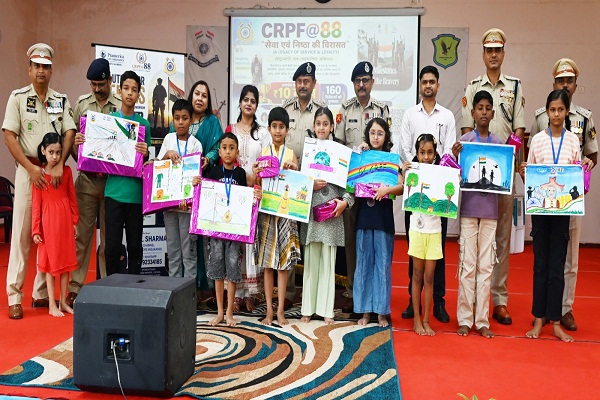 Jadugora : सीआरपीएफ ग्रुप केन्द्र जादूगोड़ा में केरिपुबल का 88वां स्थापना दिवस सम्पन्न, शहीदों को दी गई श्रद्धांजलि