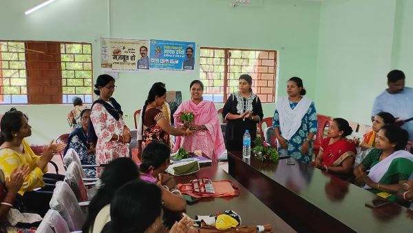 Gua : गुवा में विशेष ग्राम सभा आयोजित, महिलाओं को स्वरोजगार से जोड़ने पर दिया गया जोर